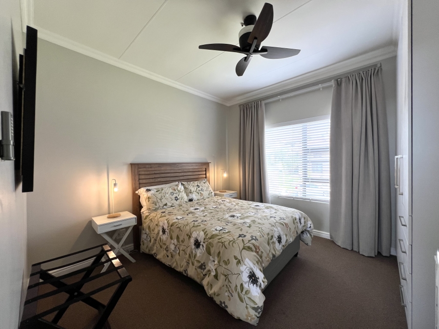4 Bedroom Property for Sale in Wavecrest Eastern Cape